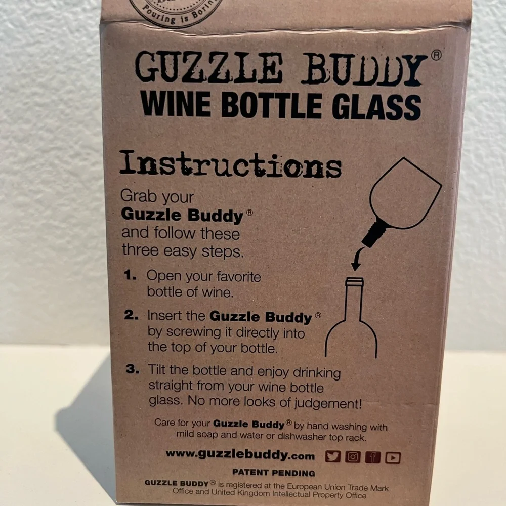 Guzzle Buddy nwt guzzle